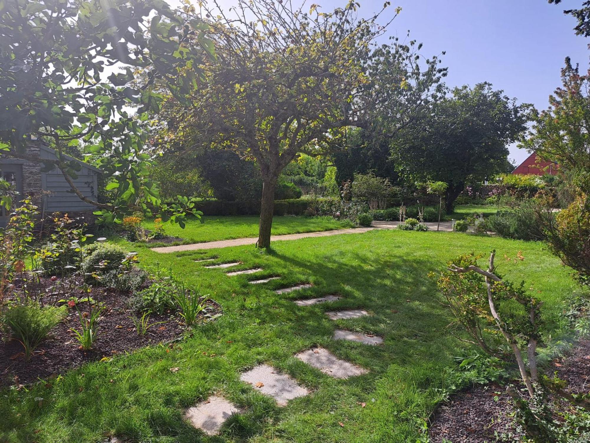 La Seigneurie Des Ondes Hotel Saint-Benoît-des-Ondes Buitenkant foto